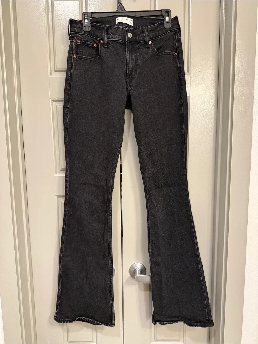 Abercrombie & Fitch The Bootcut Mid Rise Black Jeans Size 27 Long