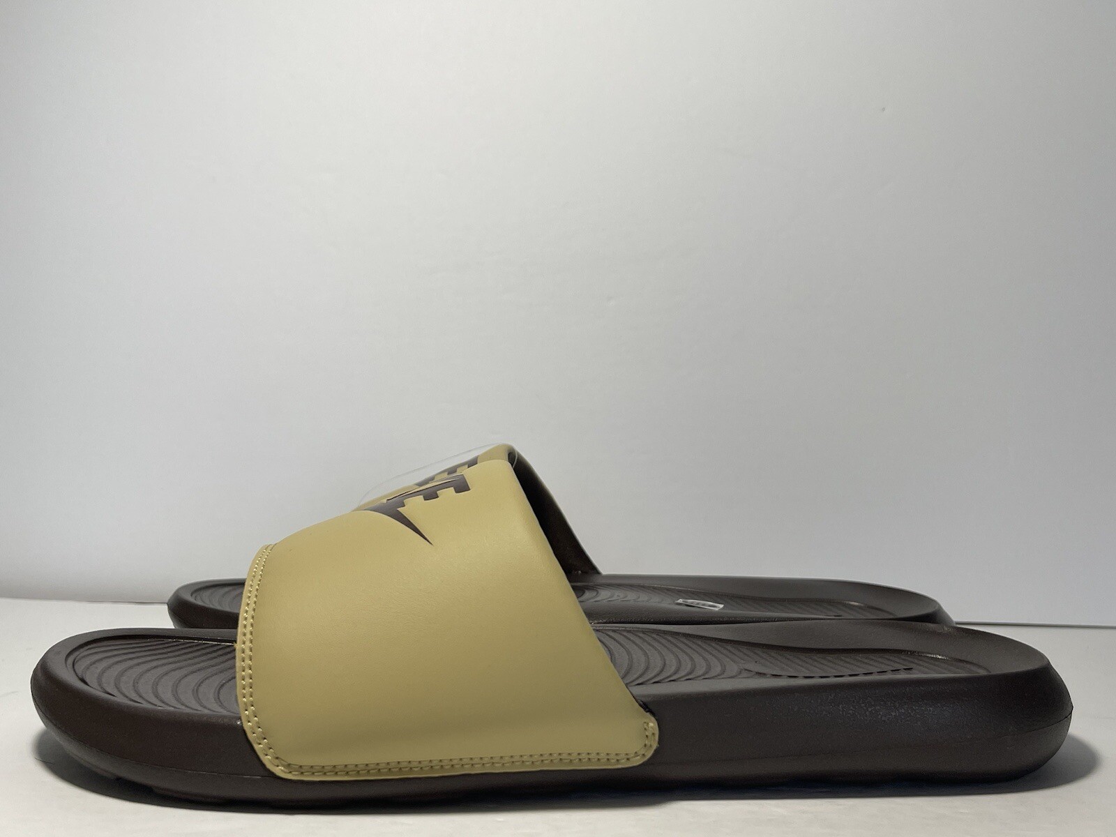 New Nike Victori One Slides Baroque Brown Men’s Size 8-13 US CN9675-701