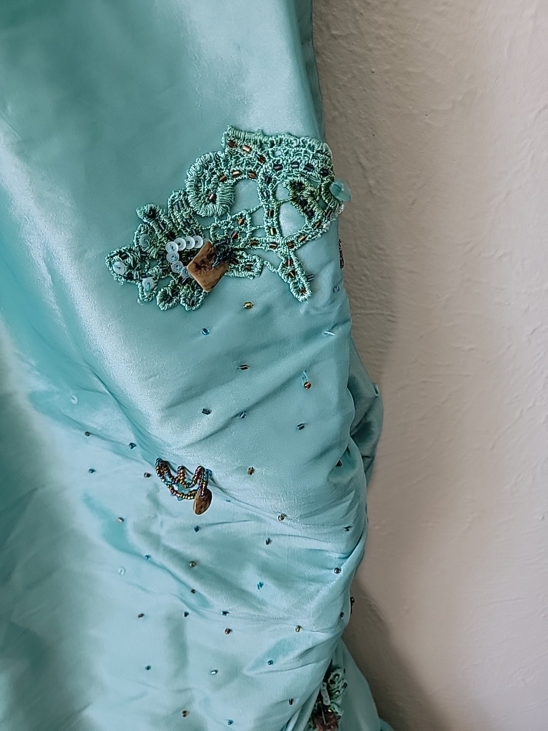 VTG Taffeta Formal Dress Size 8 Aqua Beaded Sleeveless Ruffle Tiered Prom