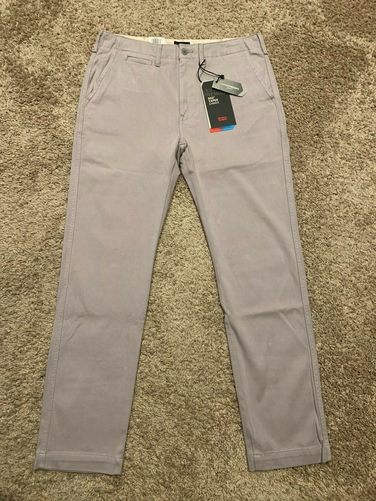 Levi’s Premium 502 Taper Gray Chino / Pant All Seasons Men’s 31X32 NWT RT$98 C19