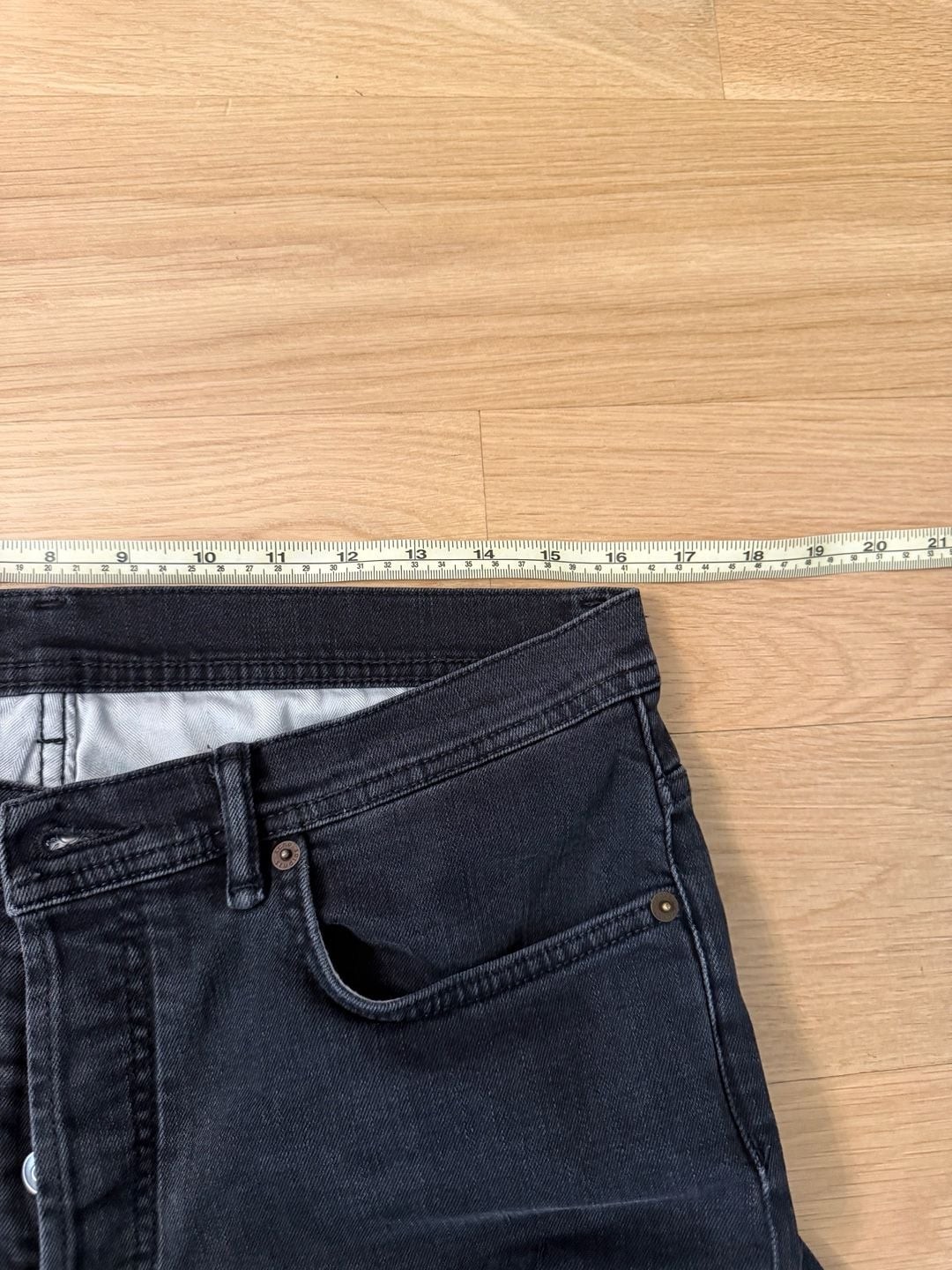 Acne Studios River Used Black Denim Jeans Men’s Size 31×32