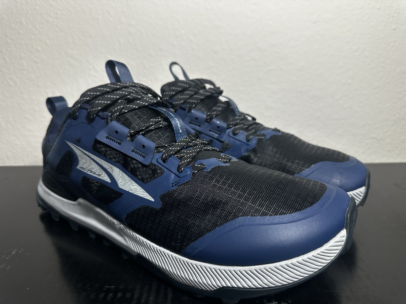 Altra Lone Peak 8 Men’s Trail Running Shoes, Navy/Black, Size 10.5