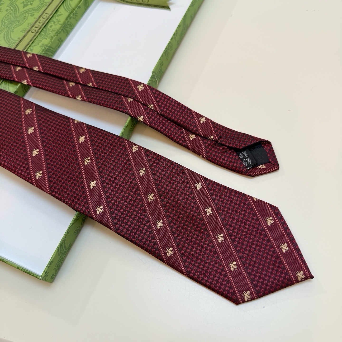 Gucci Burgundy Striped Silk Designer Tie for Men with Logo Theme/Accents