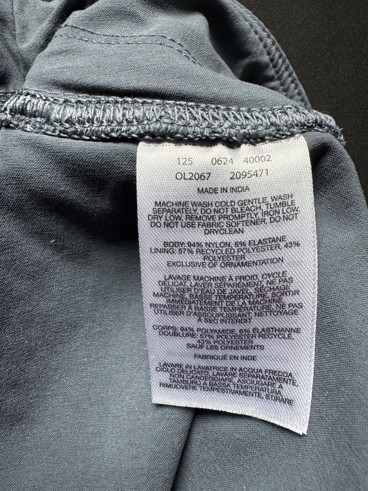 New Mountain Hardware Waist 18” Women’s Gray Lightweight Stretchy Crop Pants XL