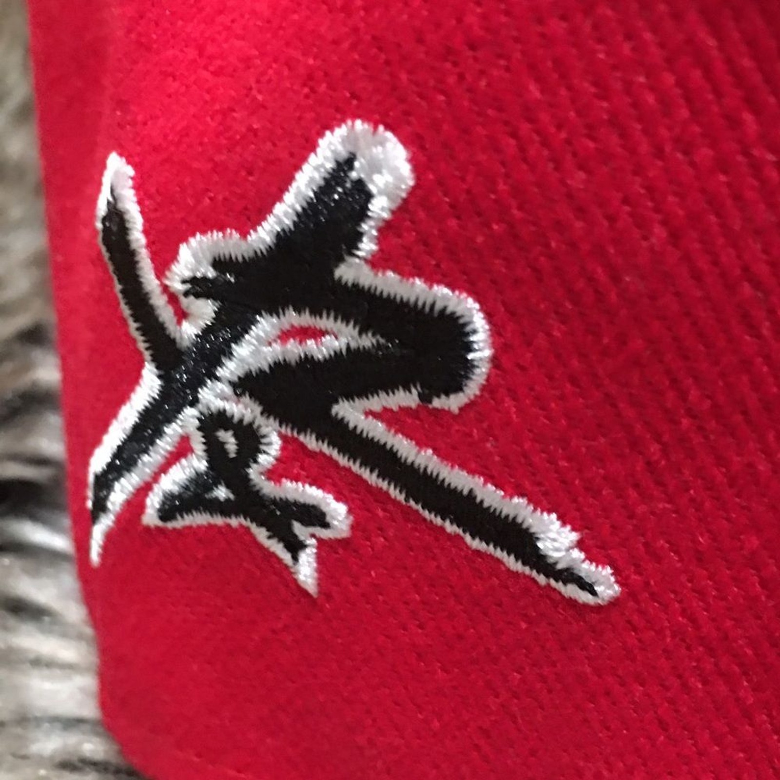 Y&R Young and Reckless Los Angeles Snapback Hat Black Red Cap!!! NWT