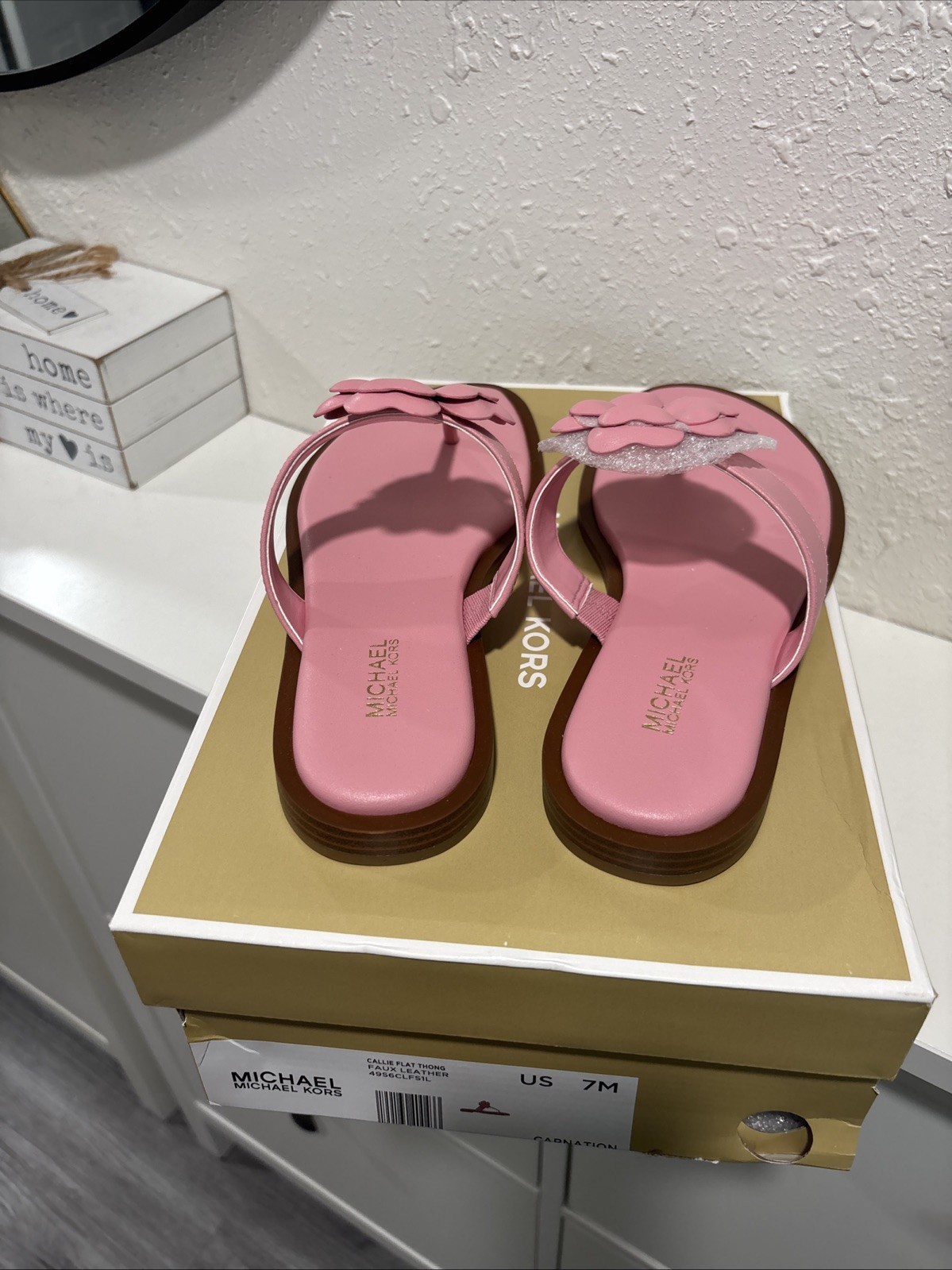 Michael Kors Callie Thong Sandal Carnation Size 7M New In Box Pink