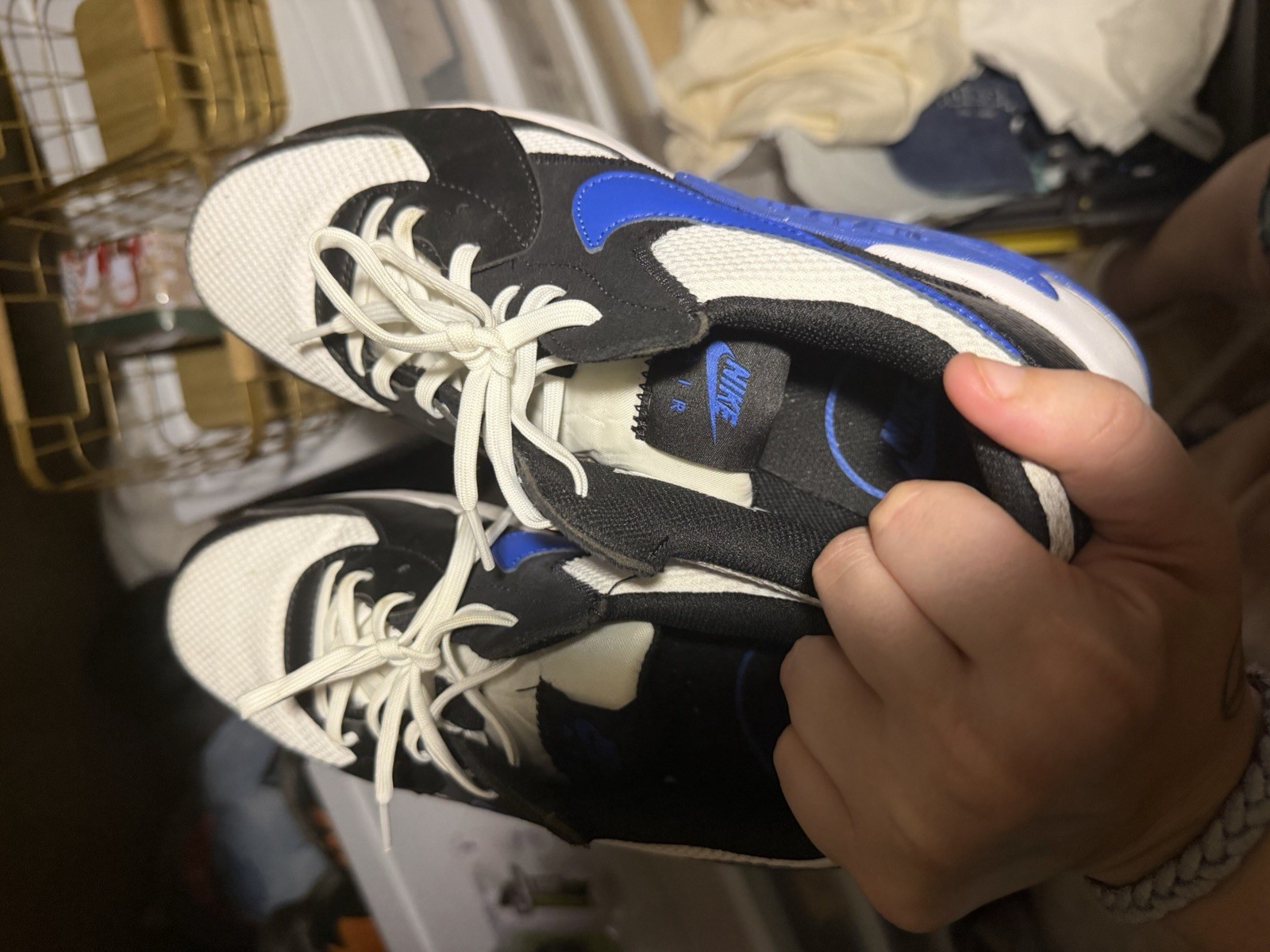 Nike Air Men’s Low Top Athletic Sneakers Lace Up Black White Blue
