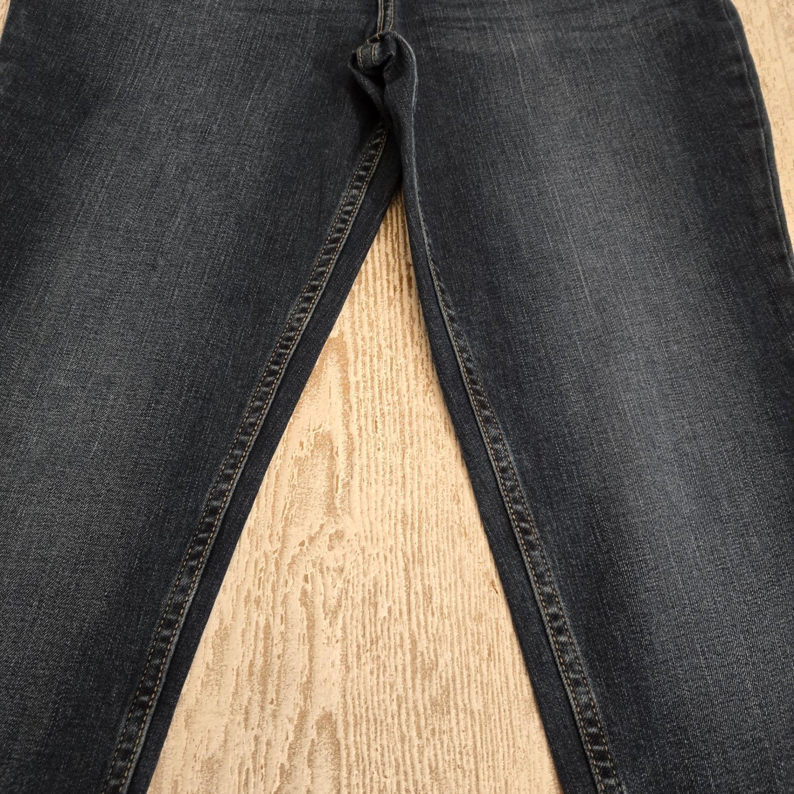 Riders by Lee Women Indigo Dark Wash Distressed Cuffed Straight Leg Jeans Sz 6M