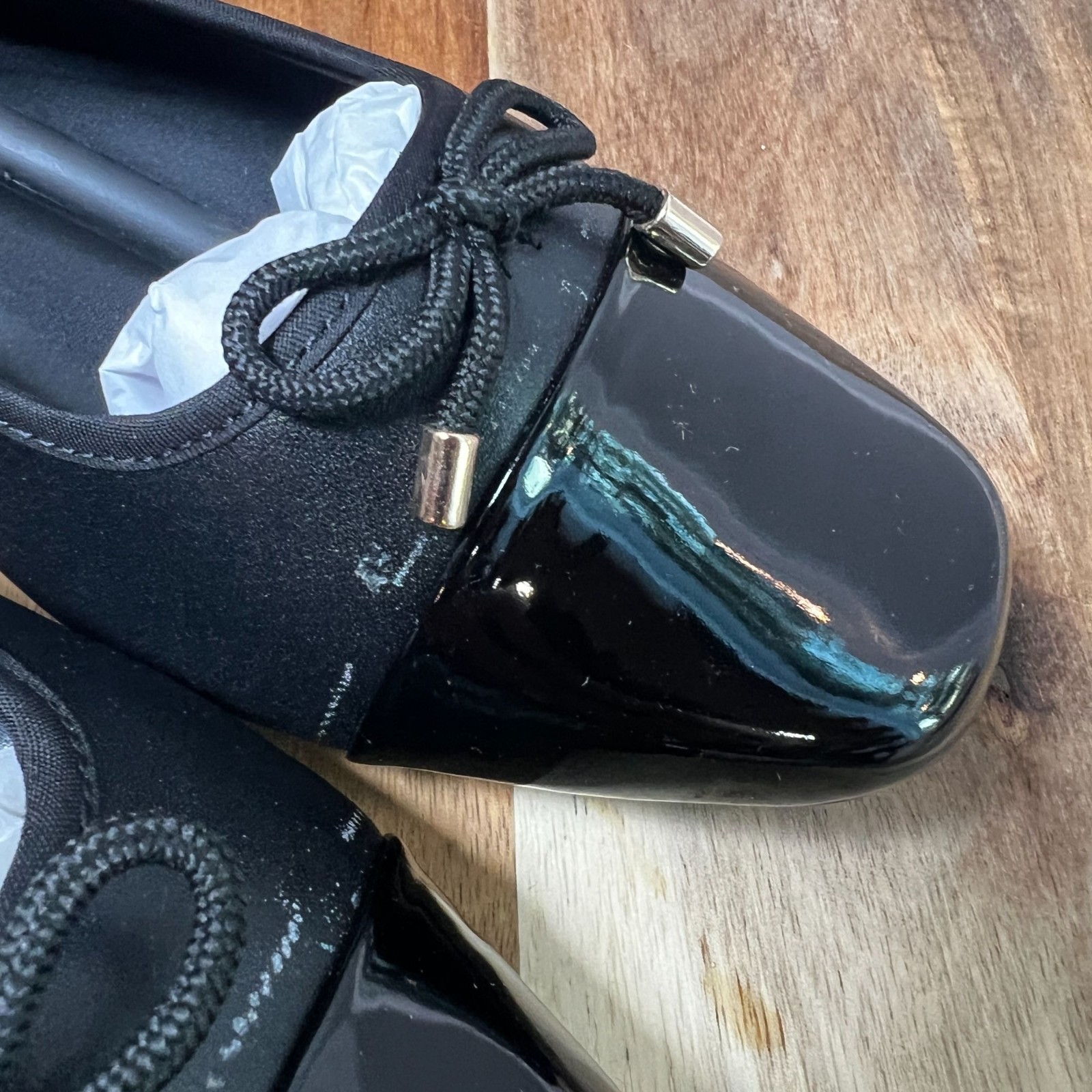Steve Madden Celsius Solid Flat Women’s 10 Black Slip On Closure Bow Detail