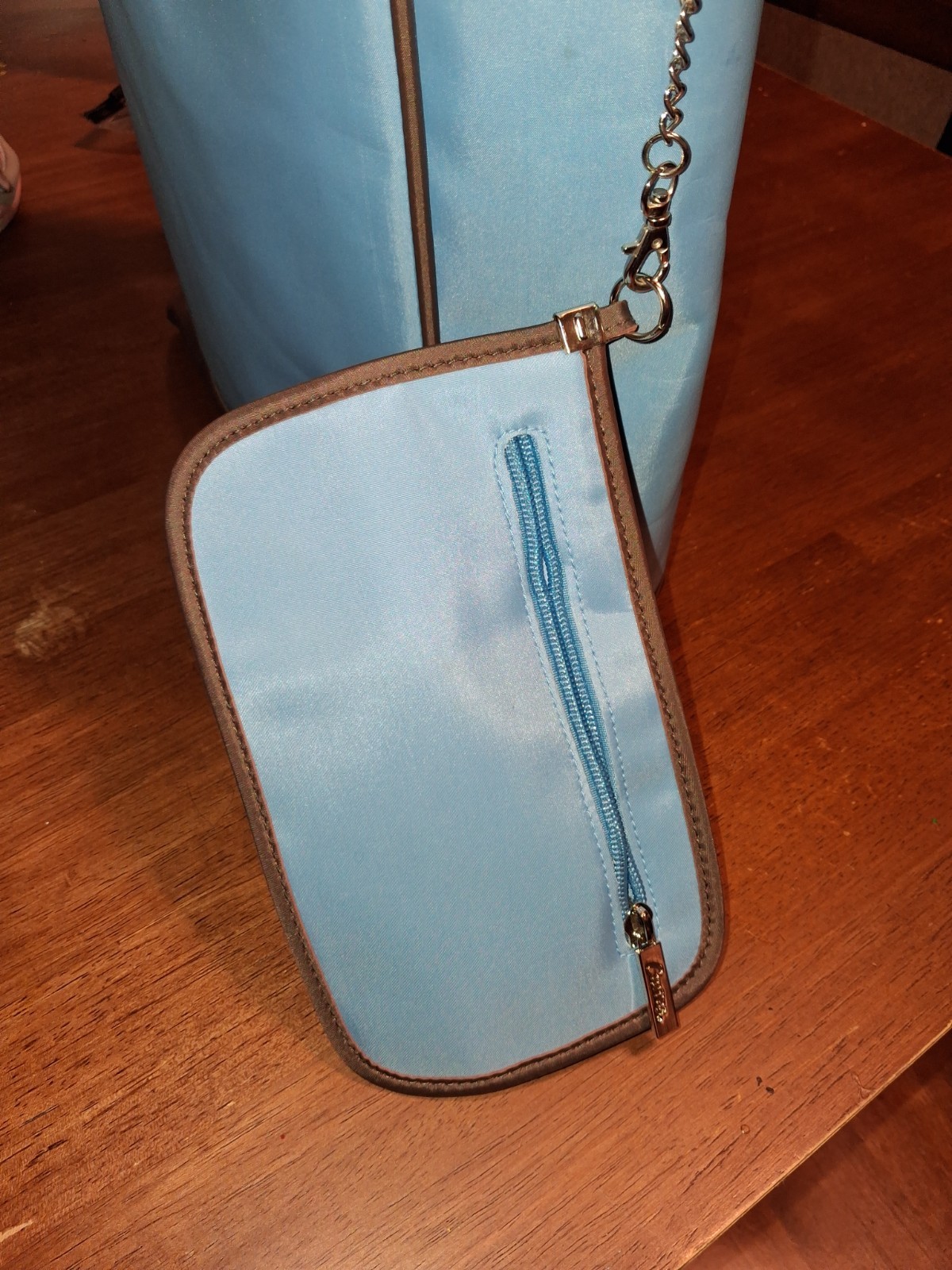 Curves Large Blue & Brown Tote Bag w/ Detachable Pouch, Pockets, Work Travel