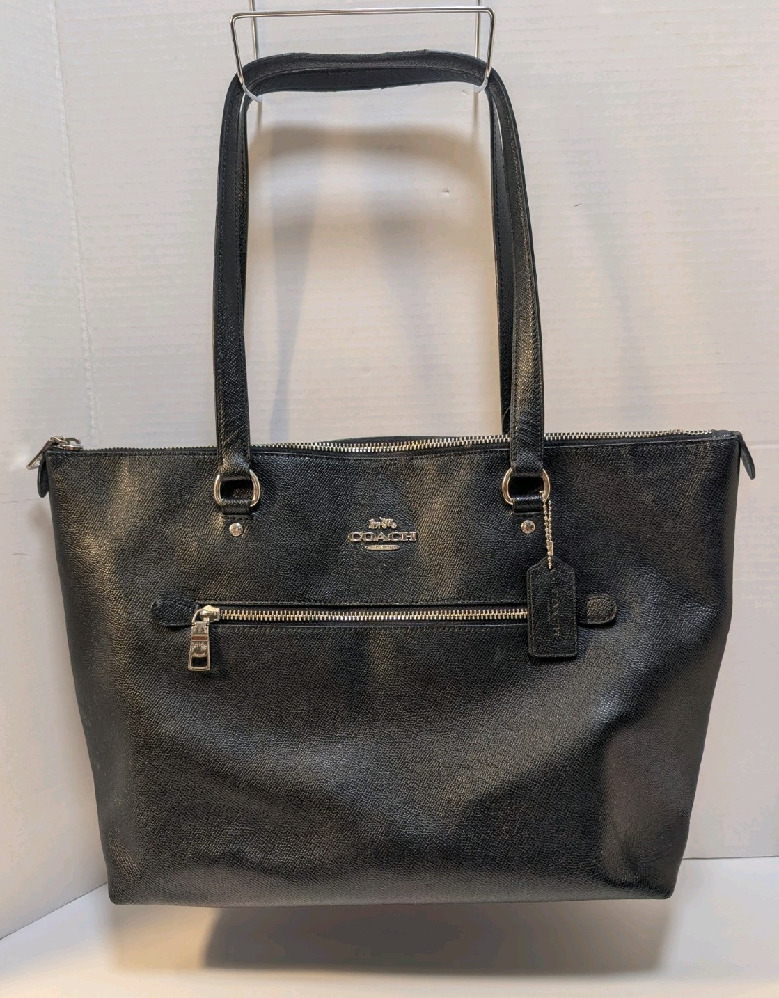 Coach F79608 Leather Gallery Shoulder Tote Purse – Black READ
