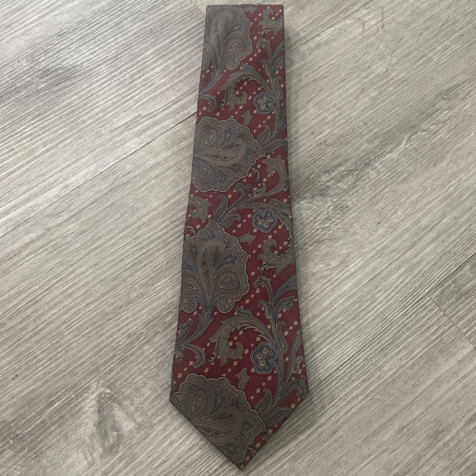 Gieves & Hawkes London (57″ Long, 3.25″ Wide) Mens Silk Tie