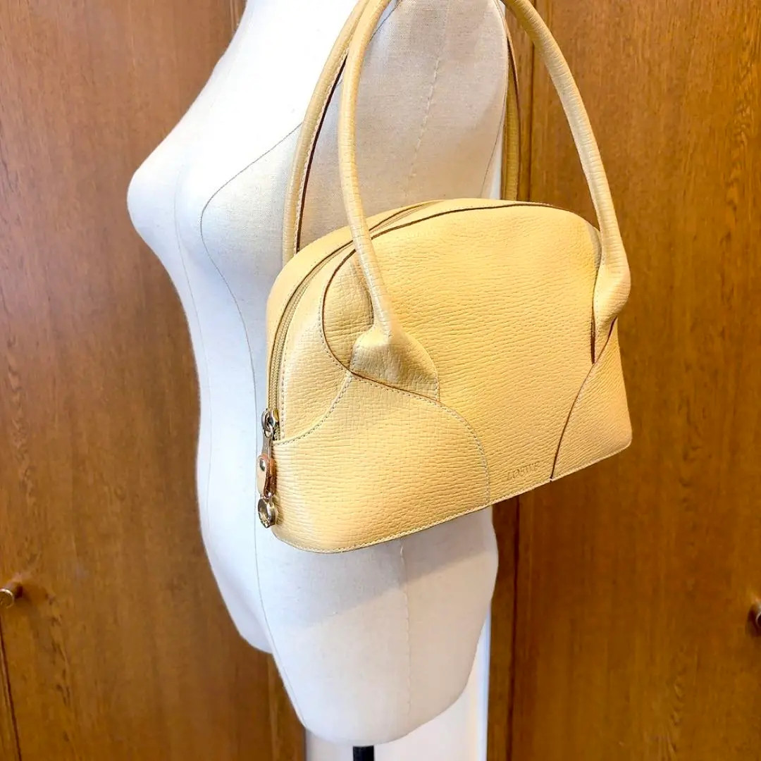 Loewe Brown Leather Handbag Timeless Designer Luxury Carryall Style JP
