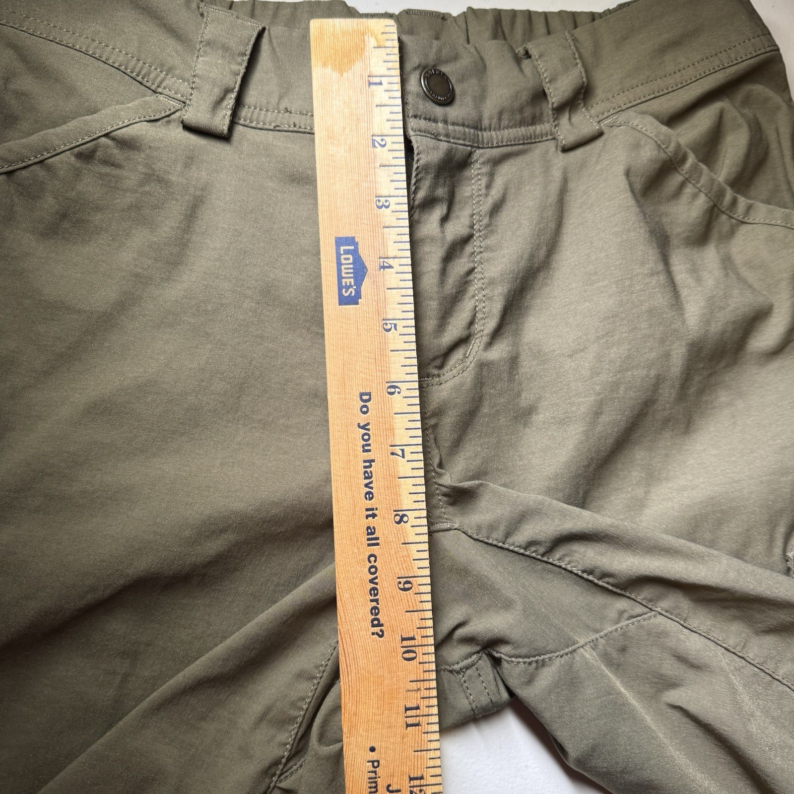 Duluth Trading Co. Women’s Cargo Shorts 4/28 Green 10″ Inseam Nylon Stretch