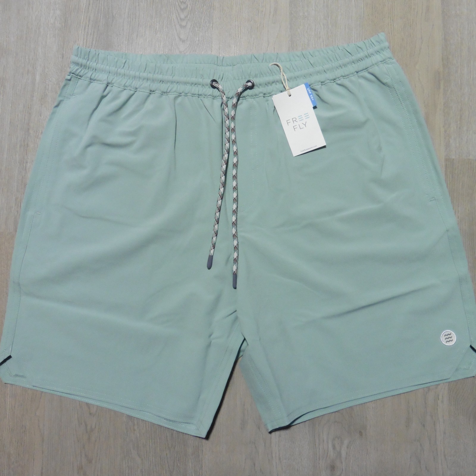 FREE FLY Mens L LARGE SHORTS ANDROS OCEAN MIST GREEN STRETCH TRUNK FISHING SWIM