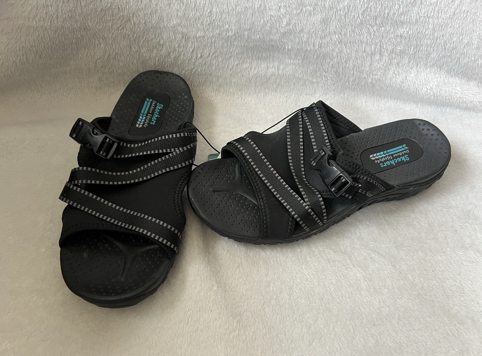 Skechers Sandals Women’s Sz 9 Reggae Shoes Sport Slides Outdoor Strappy Black