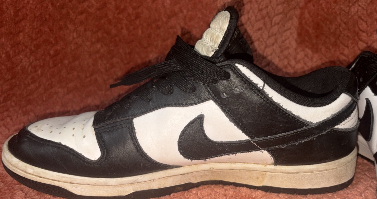 Nike Men’s Athletic Sneakers Lace Up Low Top Black White Colorblock Panda Size10