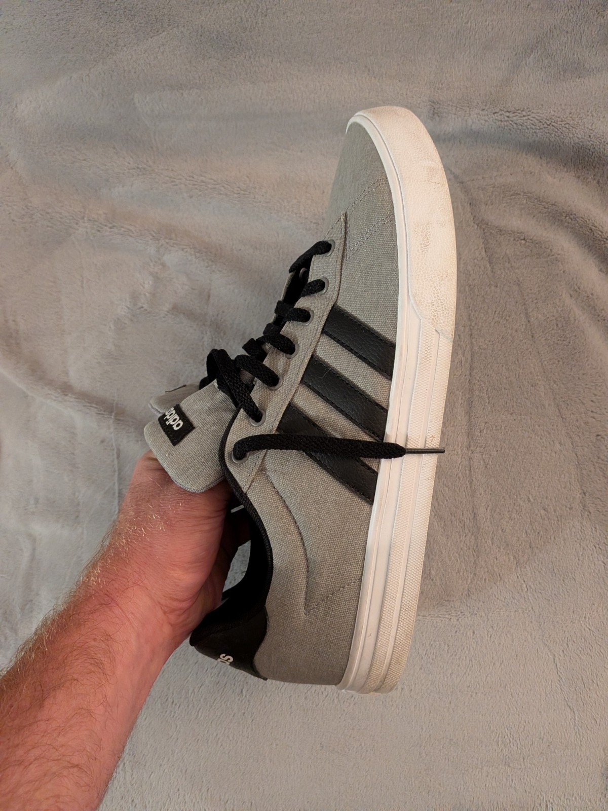 Adidas Men’s Size 13 Pace VS mid Light Gray/Black/White