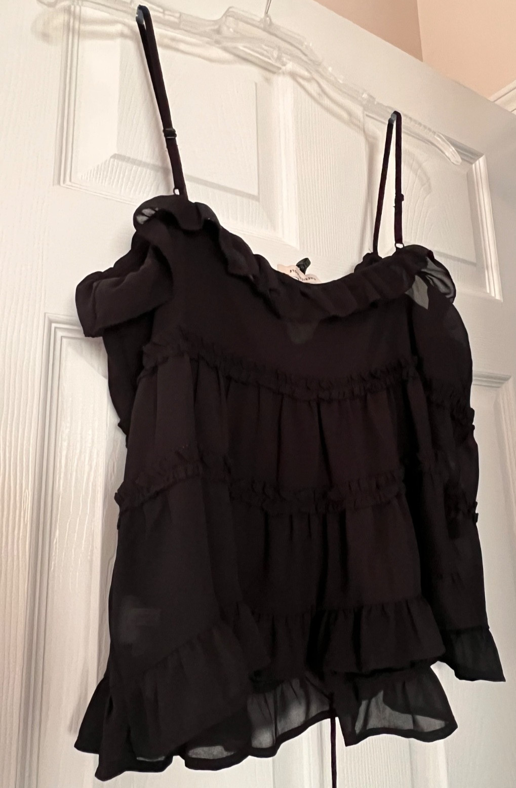American Eagle Outfitters Black Ruffle Cami Top Adjustable Straps Women’s Size L