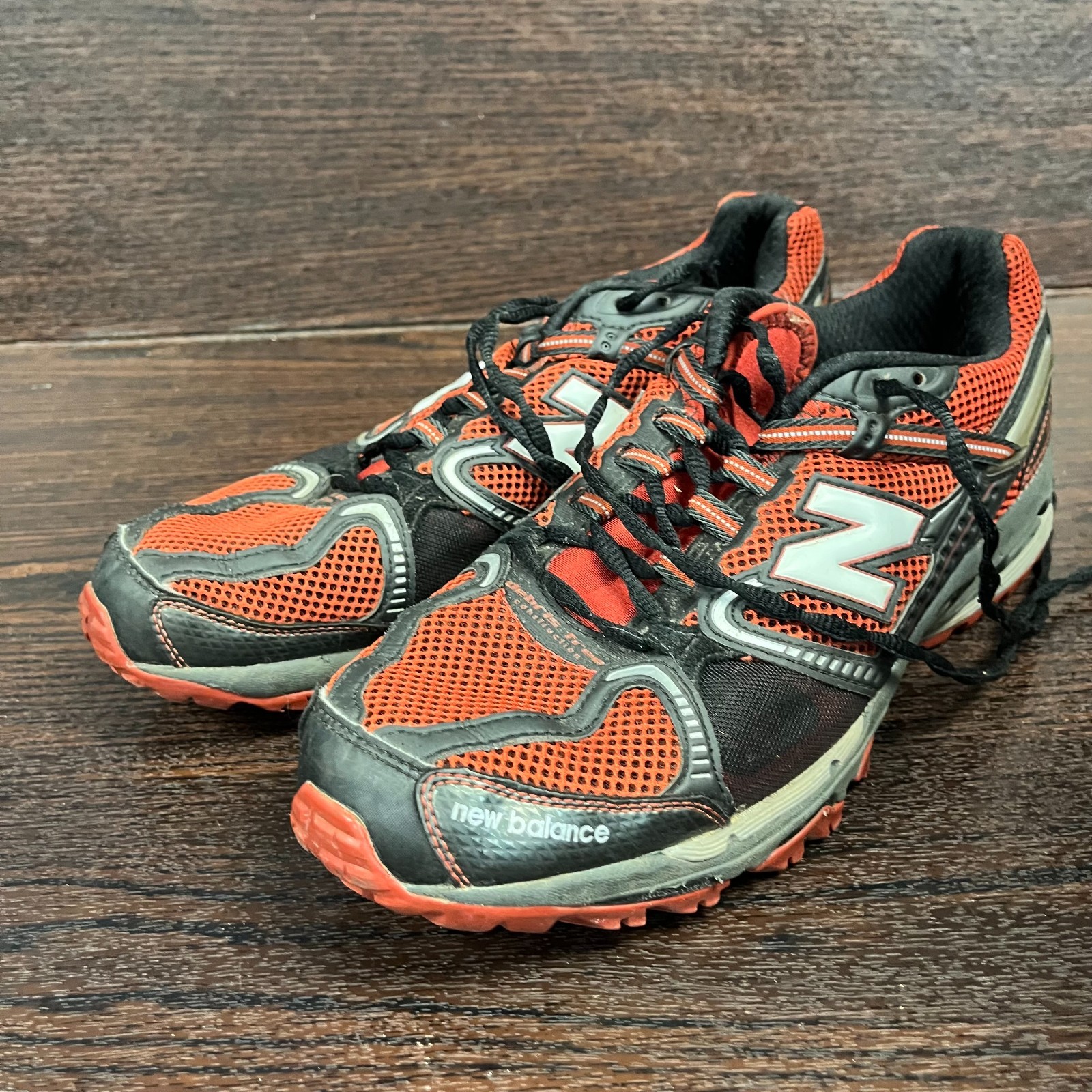 New Balance MT876OR Men’s Running Shoes US 9 Red/Black 876 All Terrain Trail