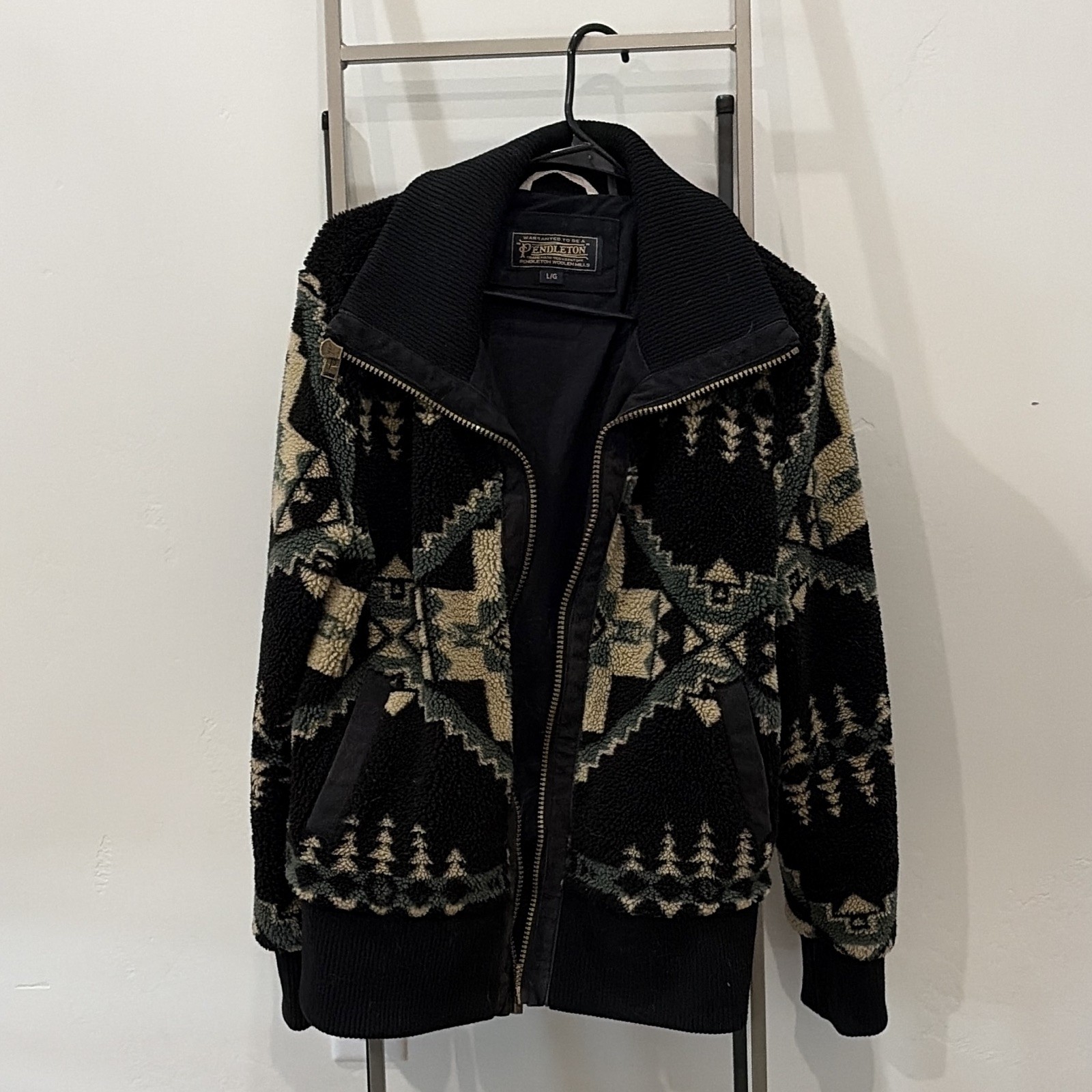 Pendleton Men’s L Black Beige Green Geometric Full-Zip Lined Bomber Jacket
