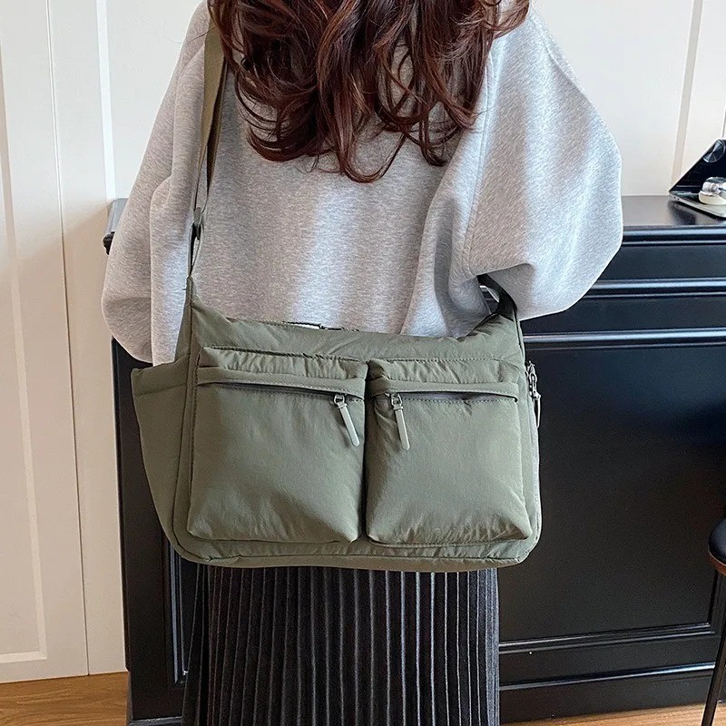 UNIQLO Casual Multi-pocket Messenger Bag Men Women Shoulder Bag Travel Sport Bag