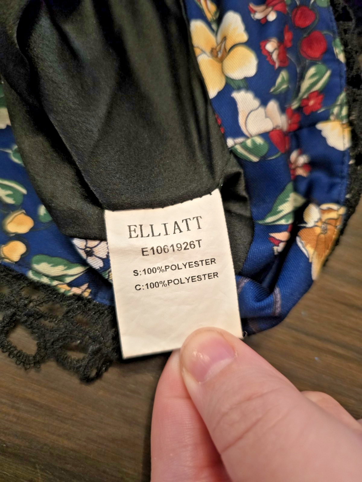 Elliatt Florentine Crop Top Black Lace Trim Blue & Gold Button Front Sz S