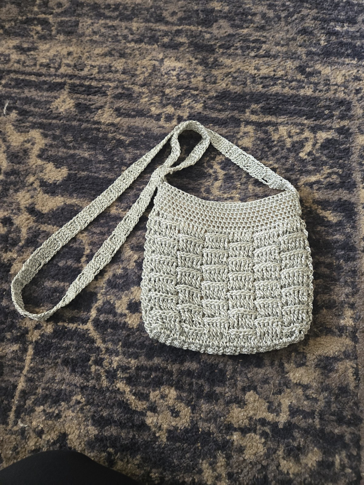 Grey Silver Crocheted Crossbody Purse Bag Satin Lined Open No Closure