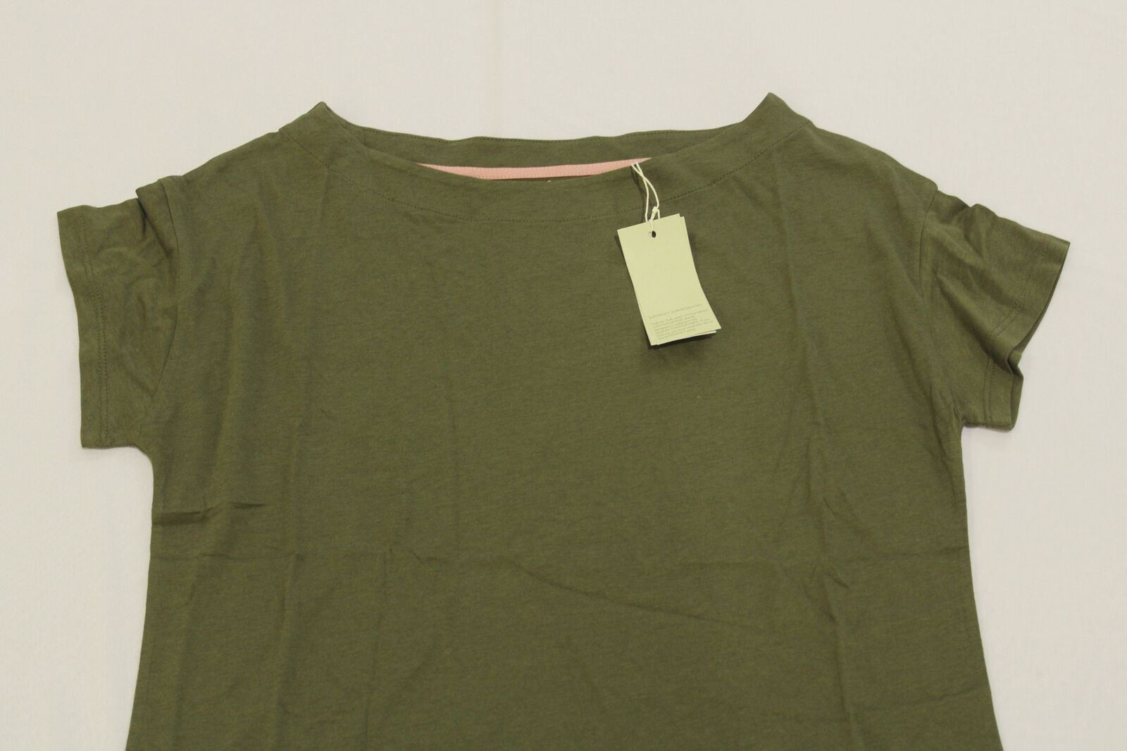 Boden Women’s Supersoft Slash Neck S/S Cotton Blend Tee BE5 Khaki Size 12 (US 8)