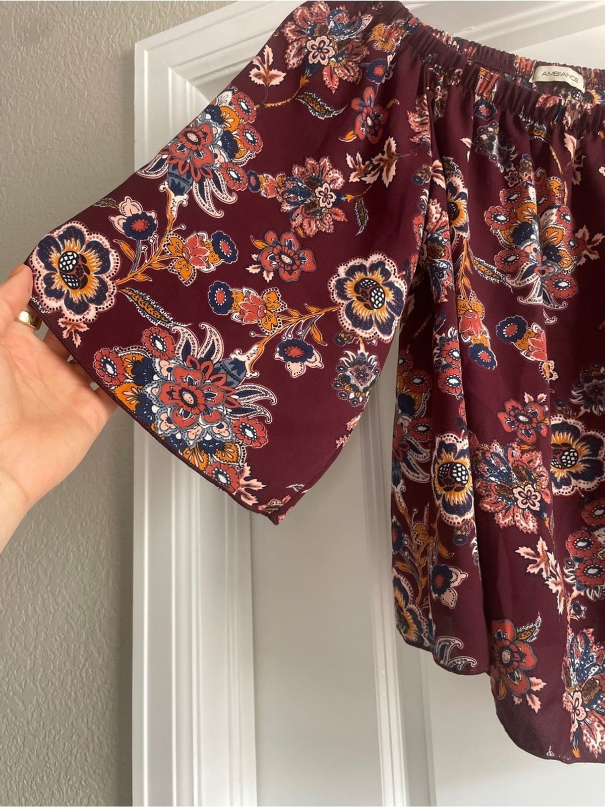 Ambiance Maroon Floral Off Shoulder Blouse Elastic Neck Flowy Top Size Small