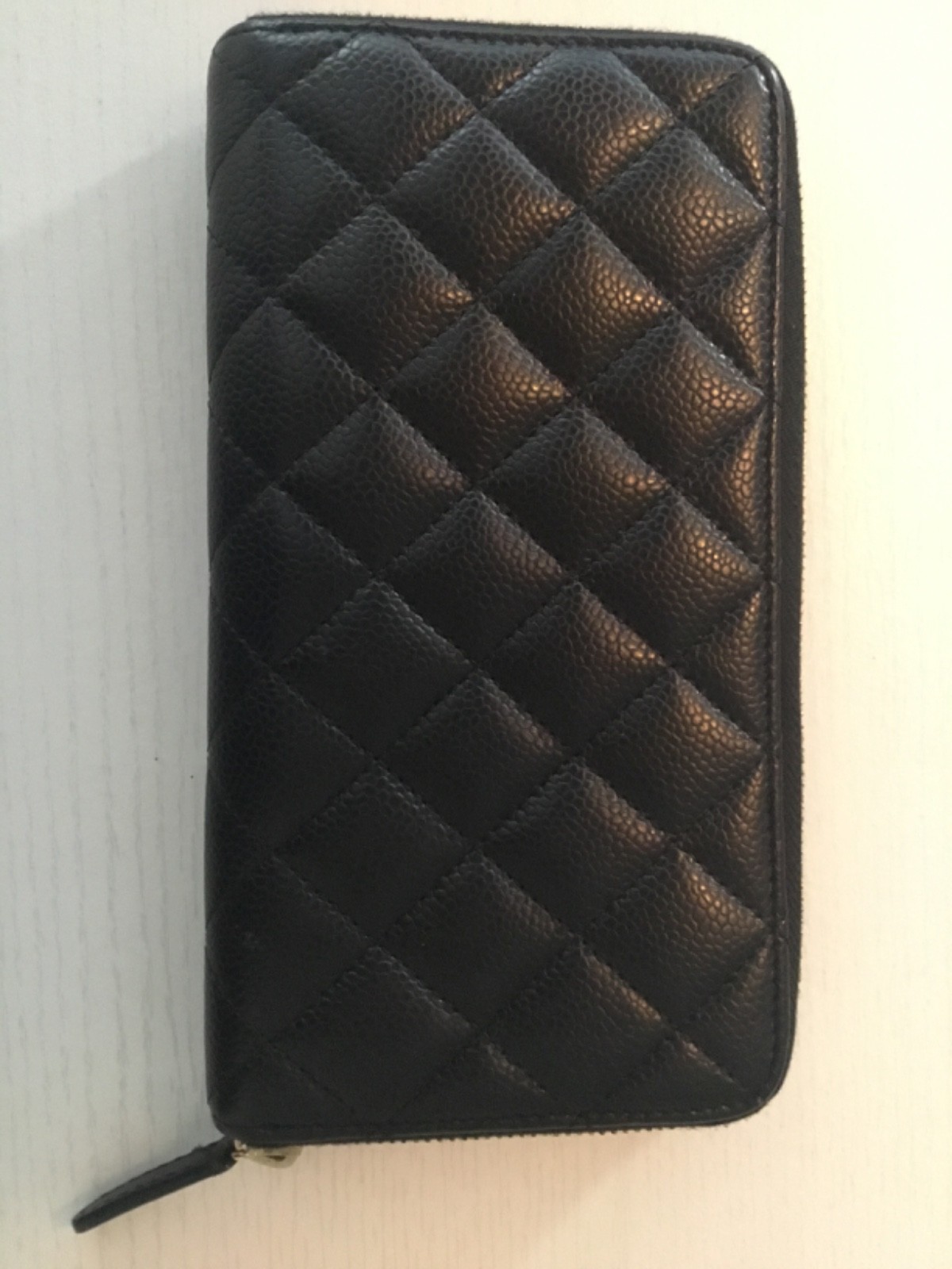 CHANEL Matelasse Caviar Skin Leather Long Wallet Round Zip Black￼
