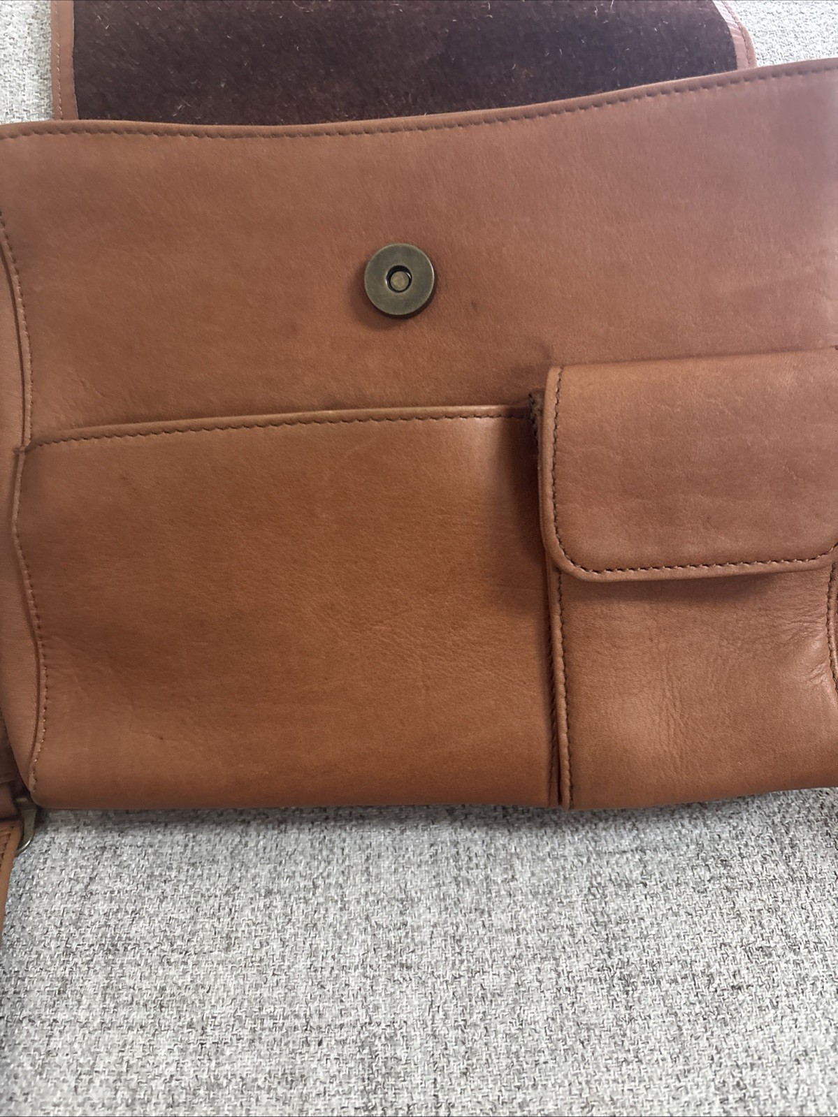 Le Donne Premium Full-Grain Colombian Tan Brown Vaquetta Leather Crossbody Bag