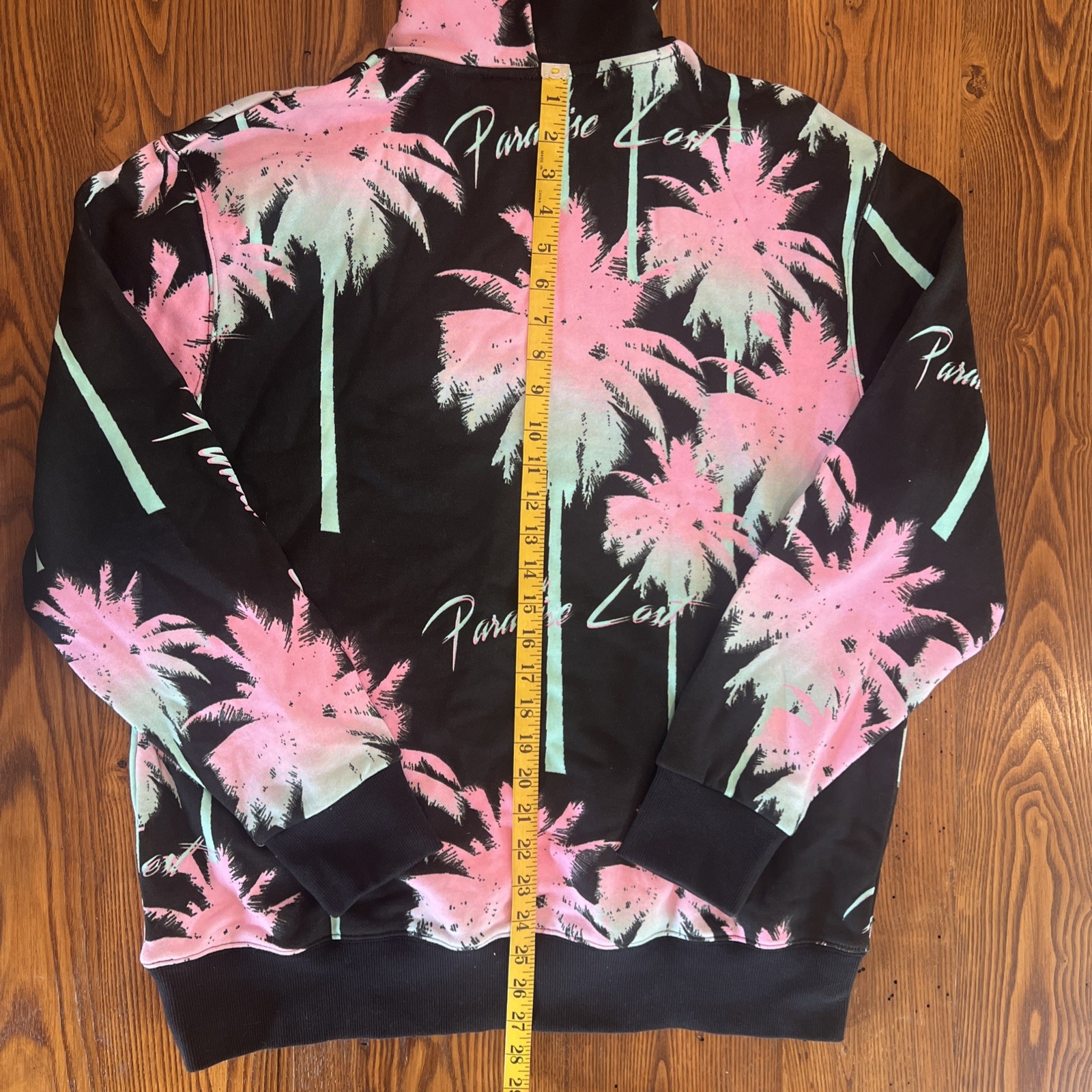 WESC Upside Down Tag Mike Paradise Lost Rare Hooded Sweatshirt Men’s Medium