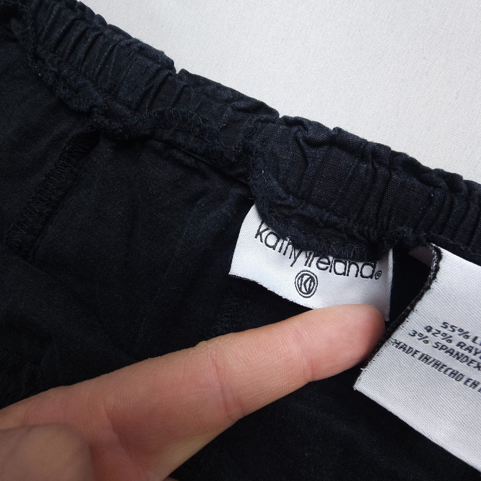 Kathy Ireland Linen Rayon Pull On Capri Crop Pants Size Large Black Flowy