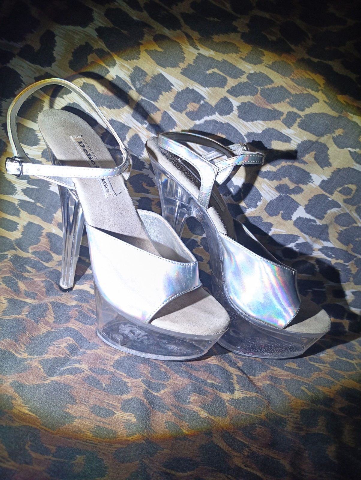 Delicious Women’s Silver/Clear Holographic Platform Ankle Strap Open Toe Heels 7