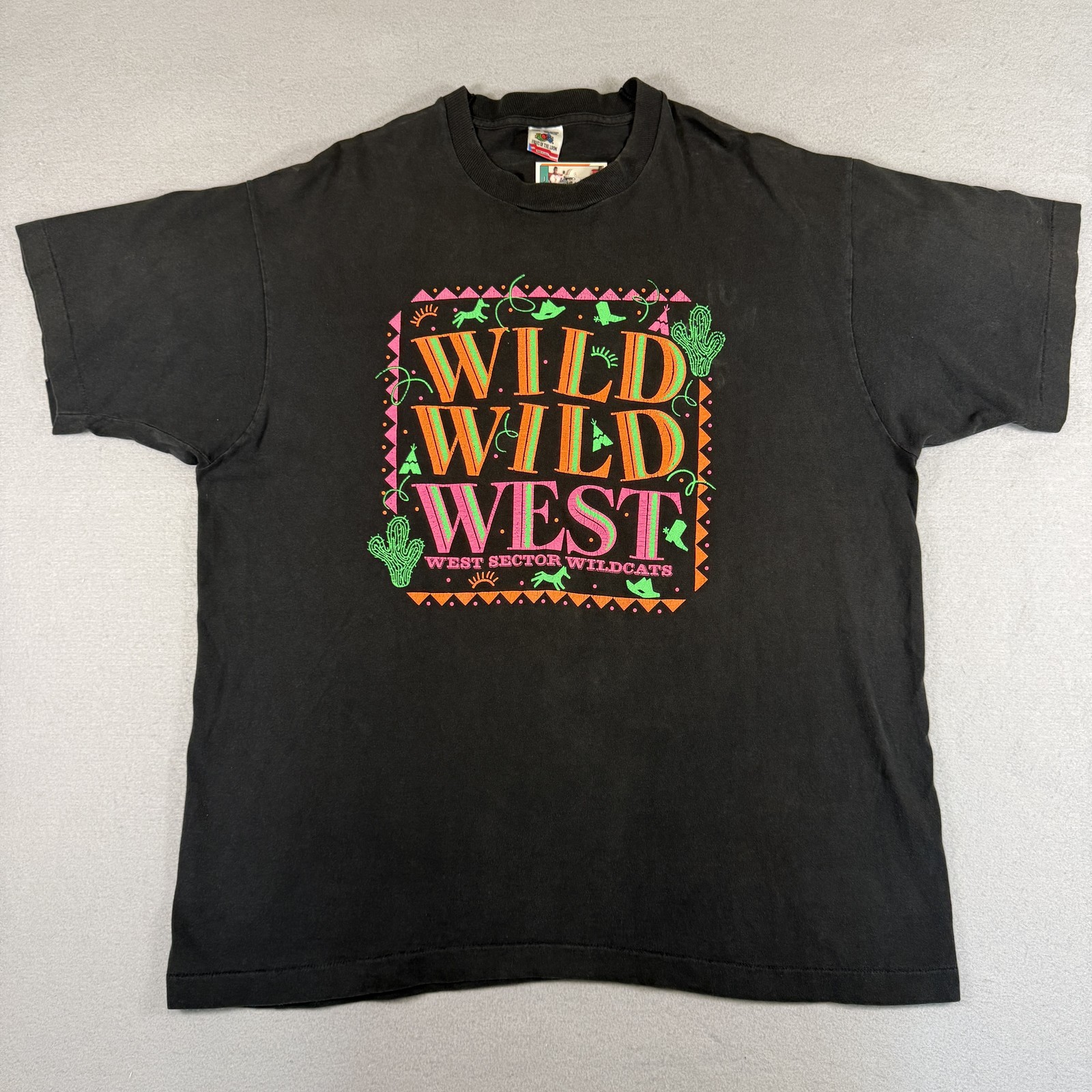 Fruit of The Loom T-Shirt Men’s XXL Black Vintage 90’s Wild Wild West