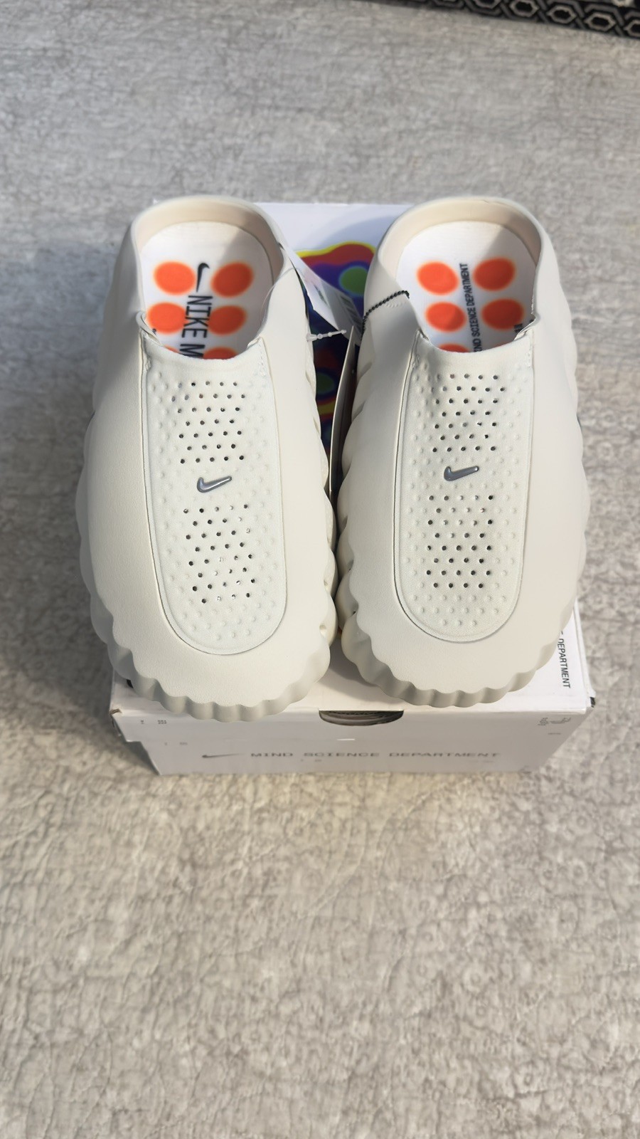 Nike Mind 001 white Slip-On Sandals Lightweight Breathable Men’s Size 10 US