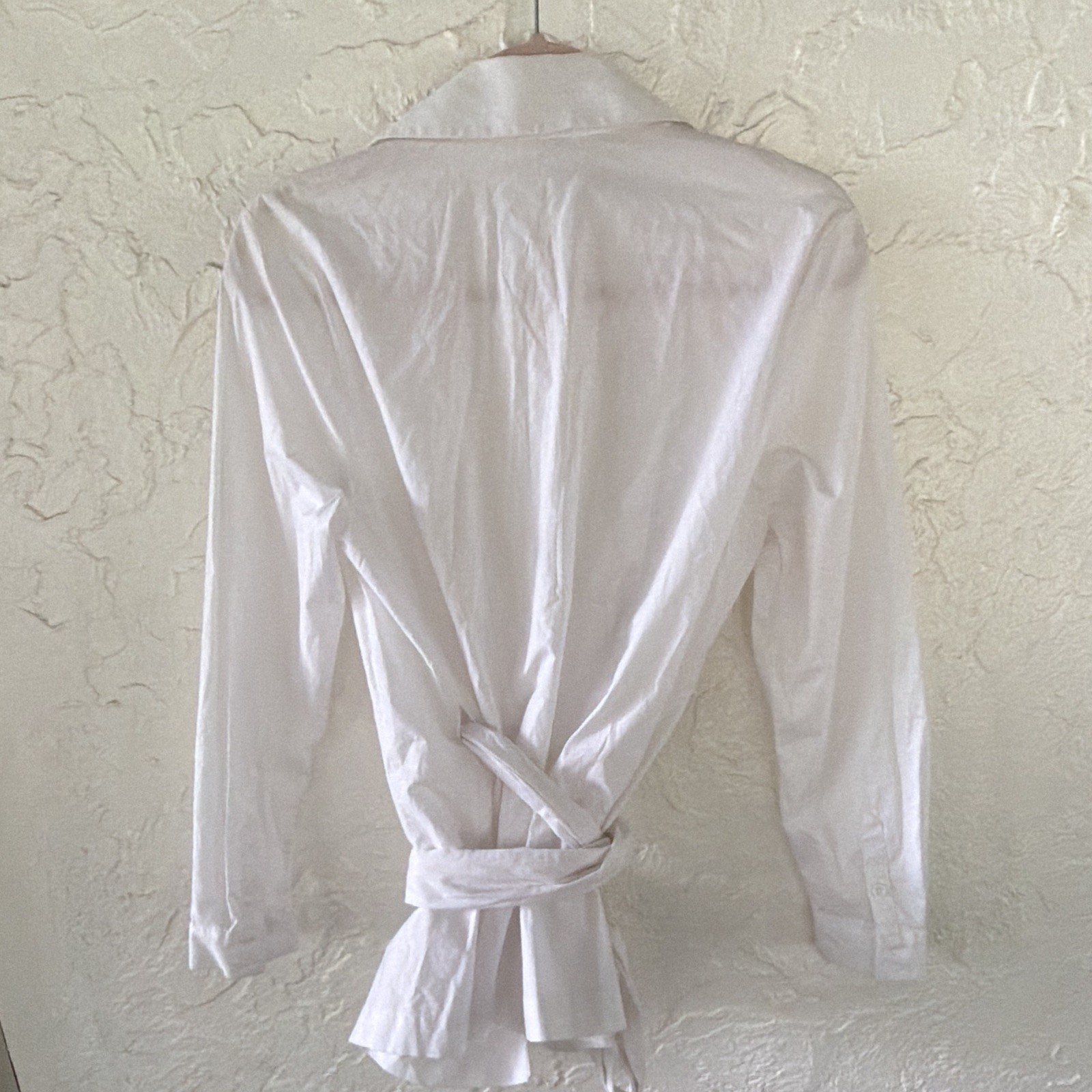 cabi Women’s M White Solid Collared Long Sleeve Woven Tie-Front Blouse