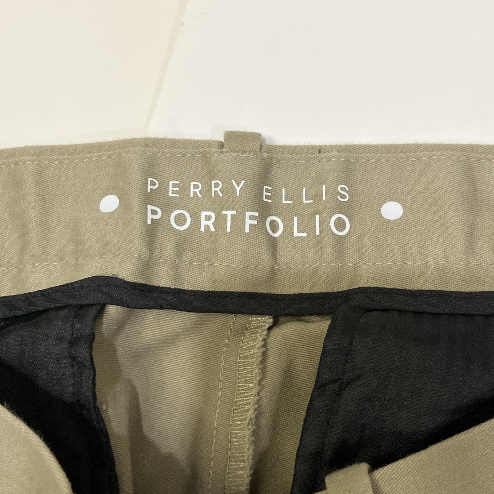 Perry Ellis Portfolio Men’s Beige Twill Chino Pants 32W Straight Leg Flat Front