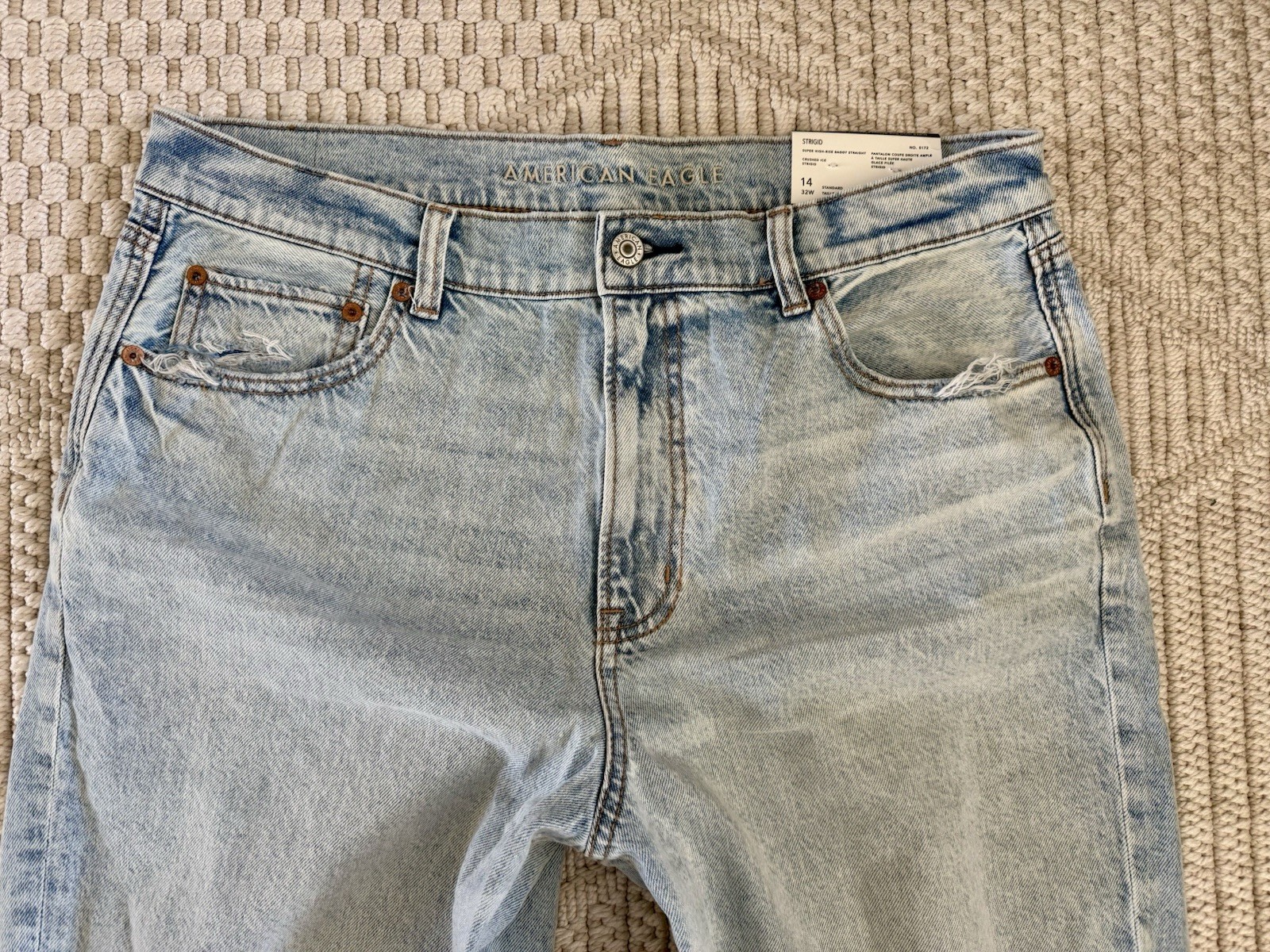 American Eagle Jean Women 14 32W Regular Strigid High Rise Baggy Distressed NWT