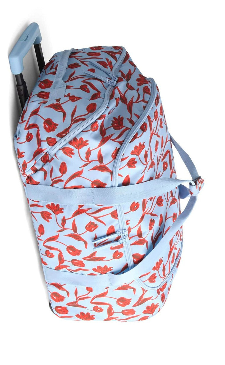 Floating Tulips Vera Bradley WHEELED Carry On Polyester NWT 21w 9.5h 12.75d NWT