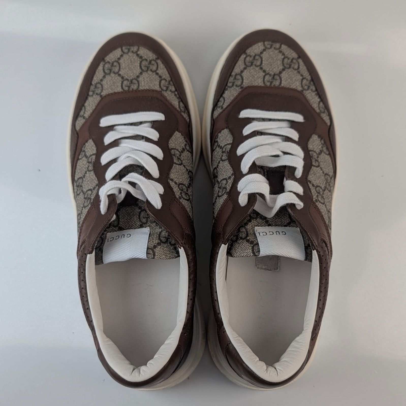 Gucci Men’s Sneaker Beige and Ebony GG Supreme, Gucci Size 8..5
