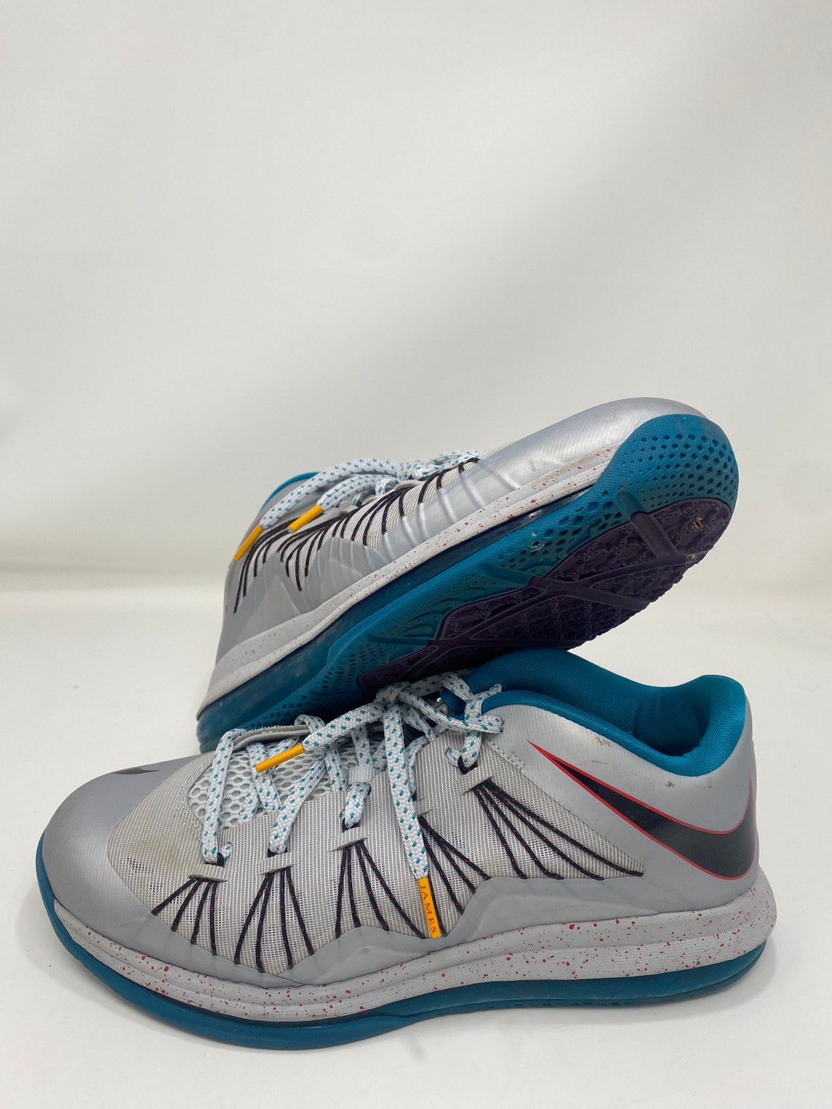 Size 9.5 – Nike Air Max LeBron 10 Low Tropical Teal Platinum