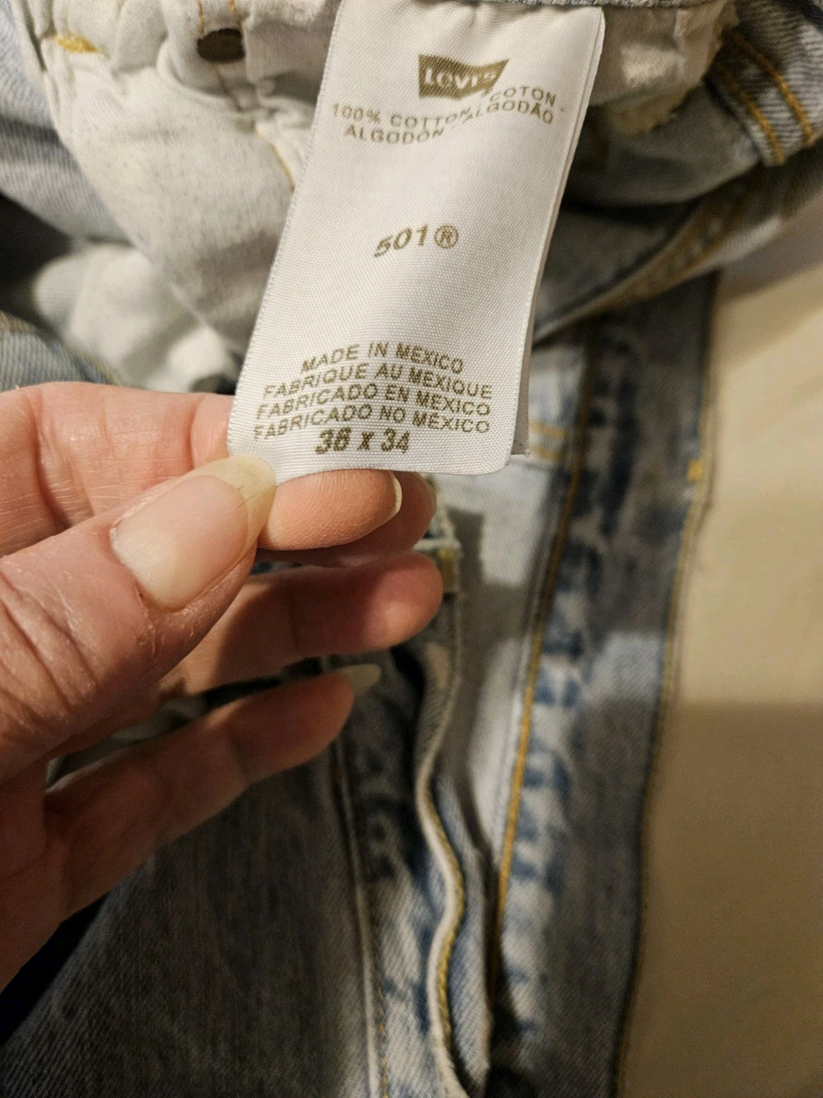 Levis 501 Red Tab 36 X 34 Relaxed Button Closure No Zip Pkts READ FC 12572