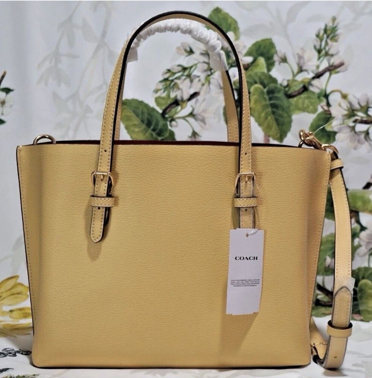 NWT COACH MOLLIE C4084 Tote 25 Crossbody Handbag In VANILLA Pebble-Leather Gold