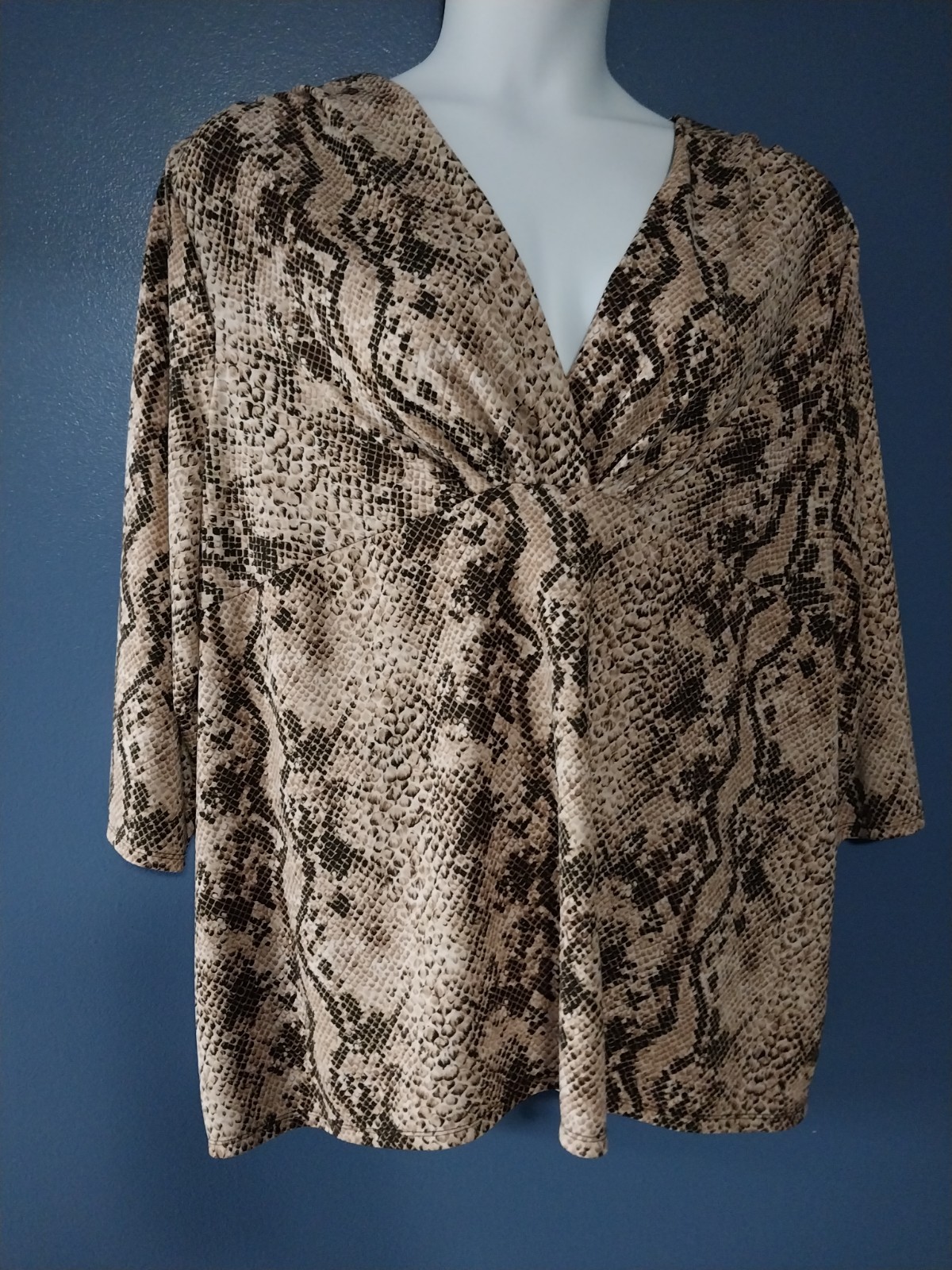 Avenue Plus Size 30 32 4X Brown Snake Print Stretch Top 3/4 Sleeves Empire Waist