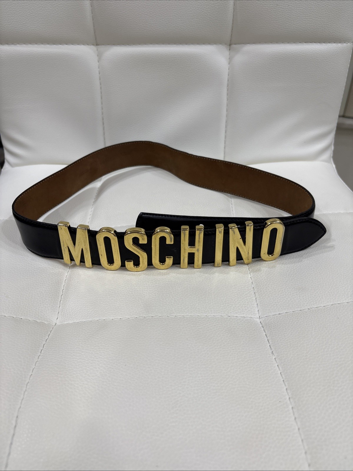 Moschino Redwall Black Leather Belt Gold Spell Out 401020 Size 40 Made In Italy