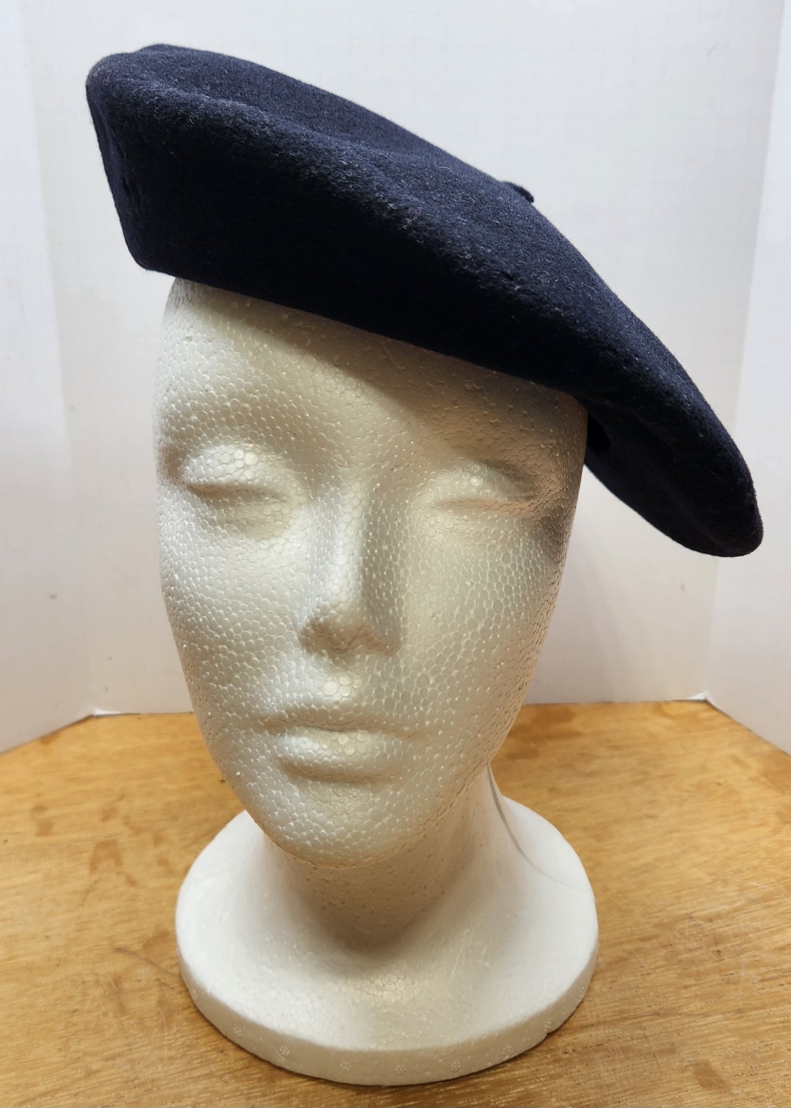 Foulard Basque Beret 100% Wool Made In France No Size Tag 6.25 ” Dia Moth Damage
