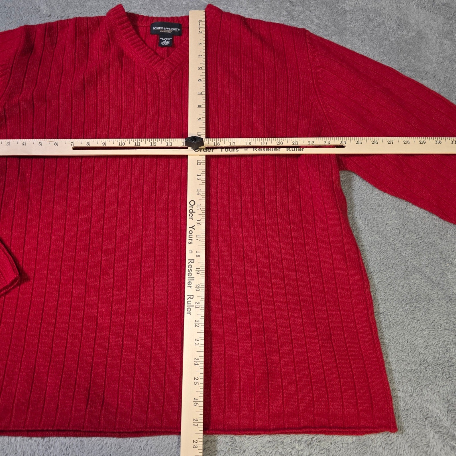 Bowen & Wright Mens Large Sweater Red Lambswool Blend V-Neck Ribbed Pullover