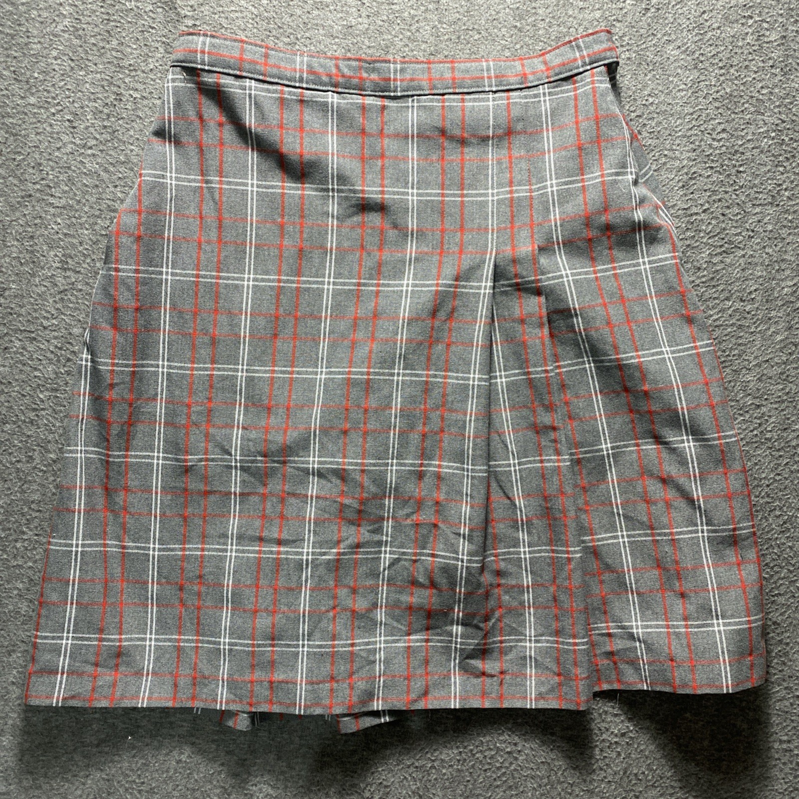 Becky Thatcher Elderwear Plaid School Long Skirt Size 14.5 Shorts Attached Gray